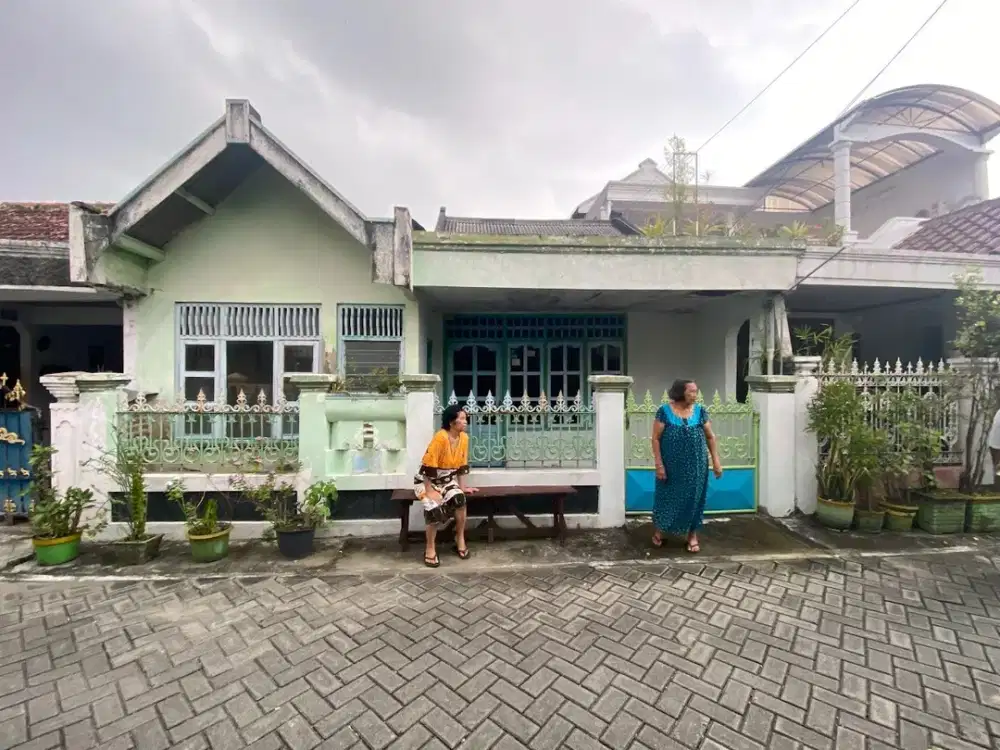 Di Jual Rumah Tinggal Di Jl Made, Lamongan