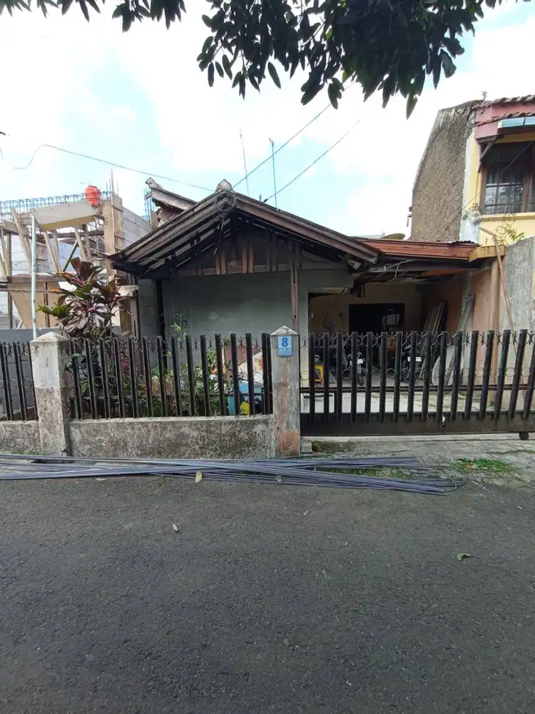 DIJUAL CEPAT RUMAH HITUNG TANAH DI KOTA BANDUNG