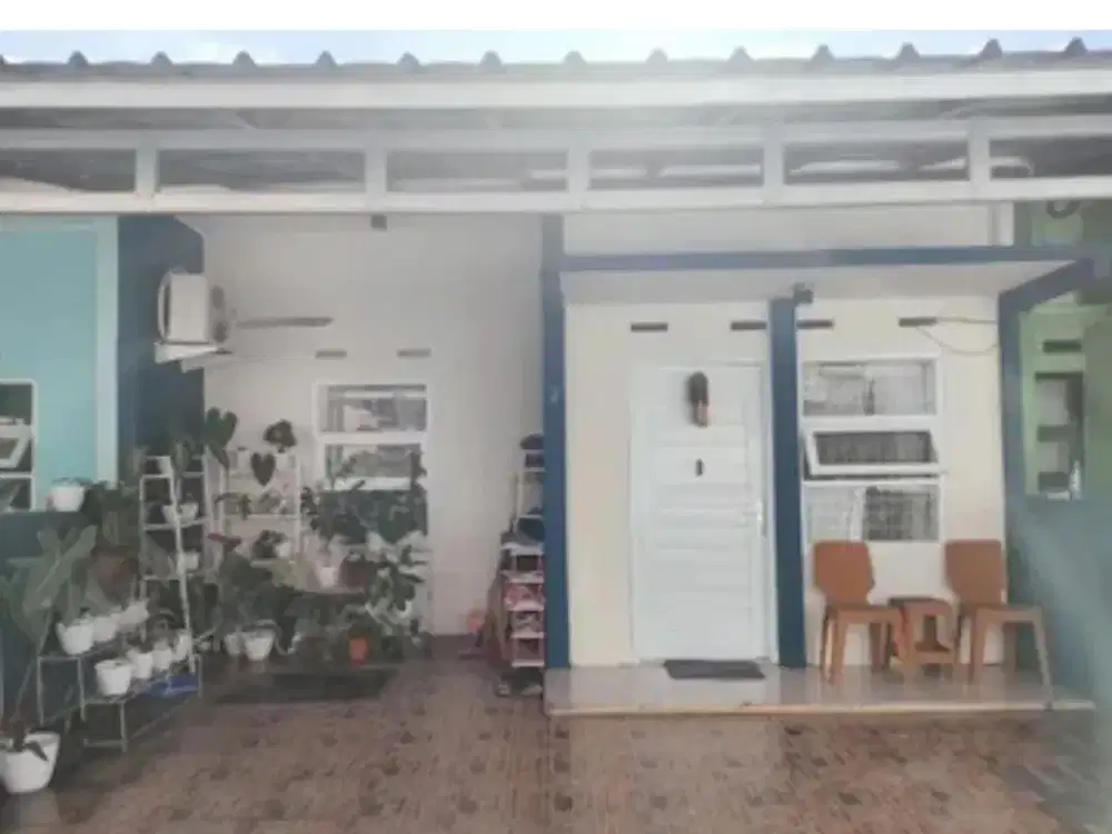 Rumah terawat siap huni strategis di cisaranten kulon Bandung