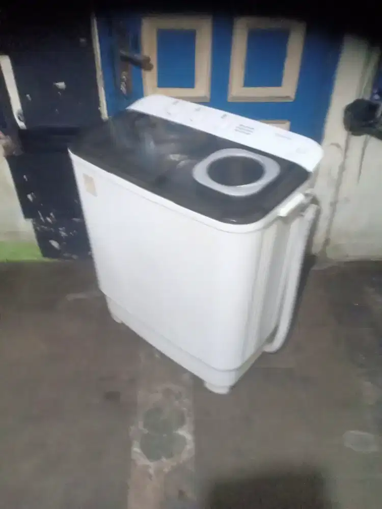Jual mesin cuci Toshiba kapasitas 8kg mesin ORI normal bisa diantar