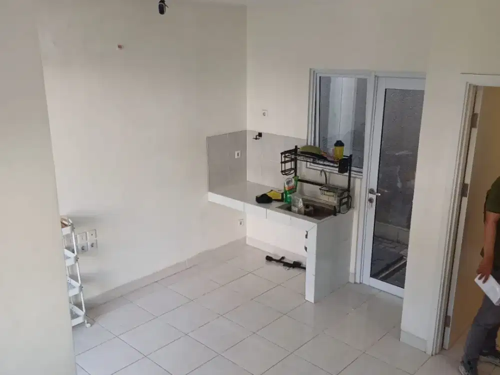 Disewakan Rumah 2 Lantai di Cluster Agnesi By Rumah Chinida (Jb)