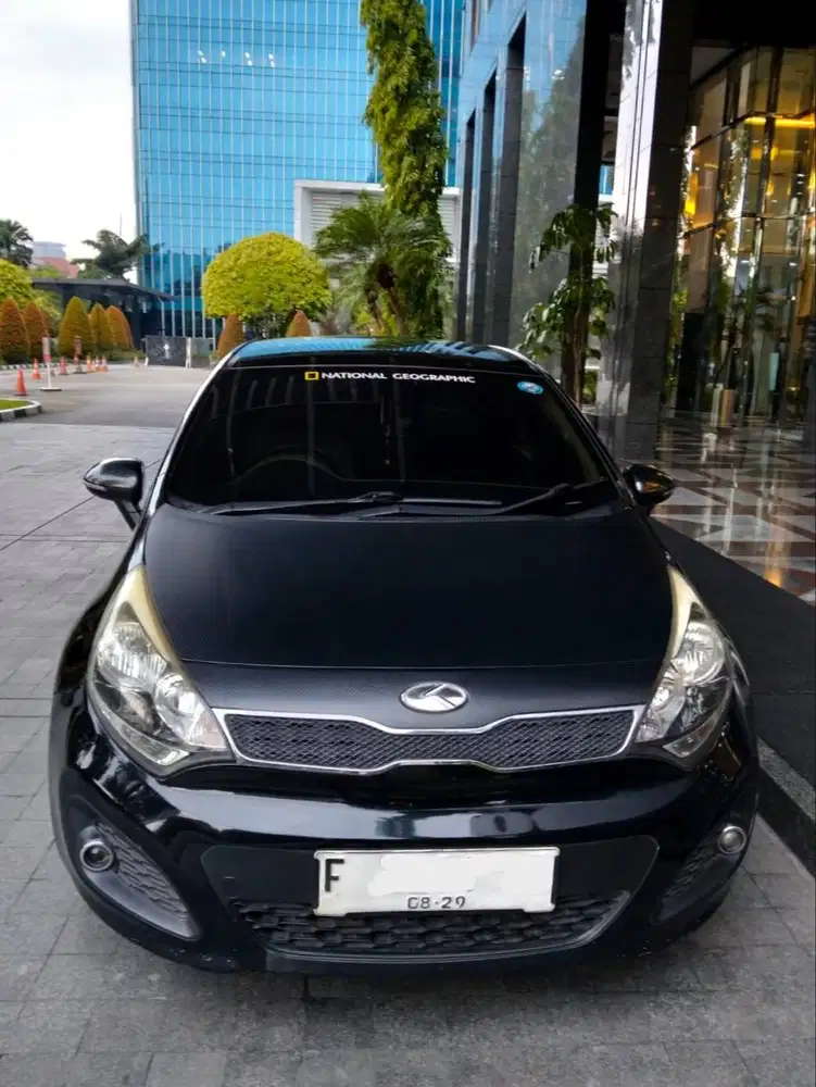 Dijual Mobil KIA RIO Tahun 2014 - 1400 CC