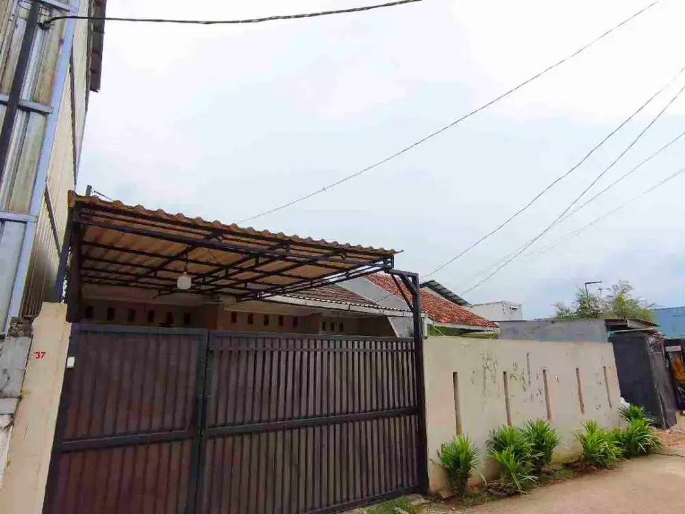 Dijual Murah Harga B.U dibawah Pasaran Rumah Lokasi Strategis di Ciangsana Kota Wisata Cibubur