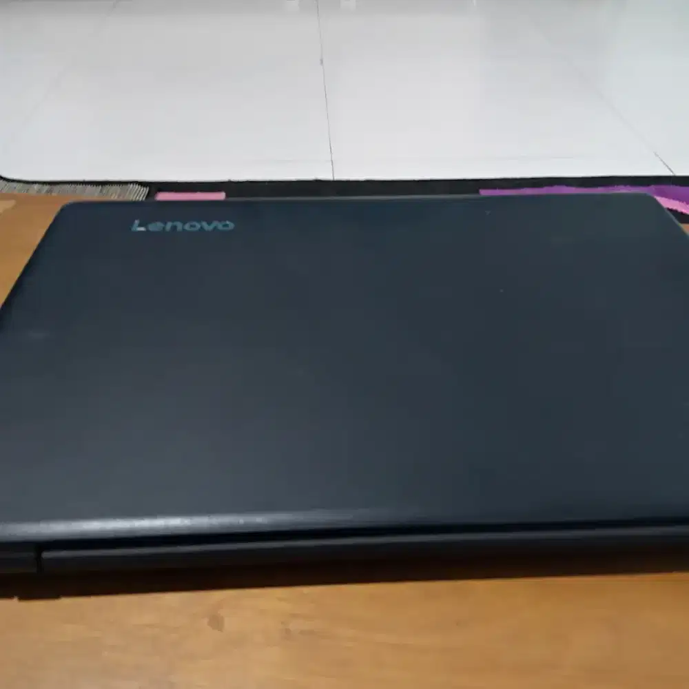 Laptop LENOVO AMD A8 7410