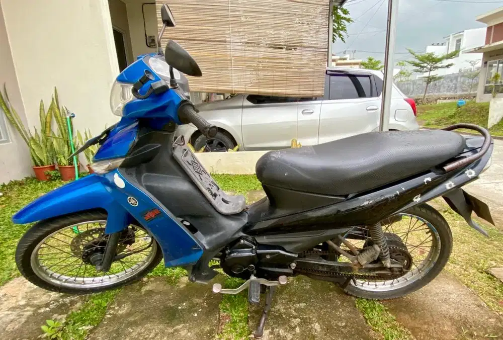 Dijual Motor yamaha Vega ZR