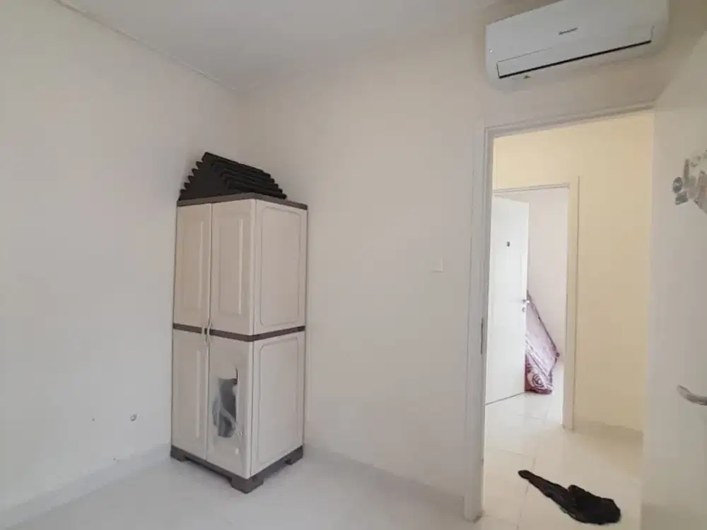 Disewakan Rumah Semi Furnish di Cluster Agnesi By Rumah Chinida (Jb)