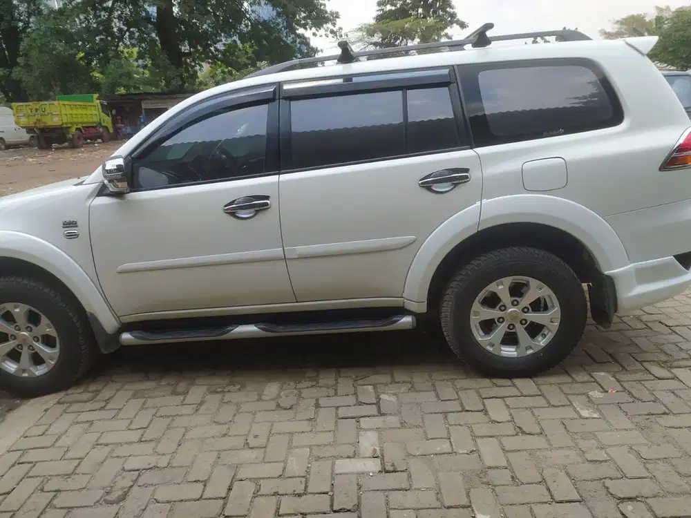Mitsubishi Pajero Sport Dakar (Limited) 2013 Diesel