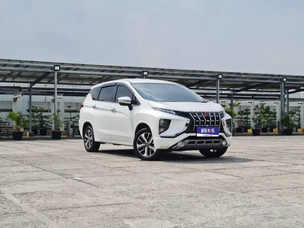 Mitsubishi Xpander ULTIMATE 1.5 MATIC AT 2019 Putih KM 57RB