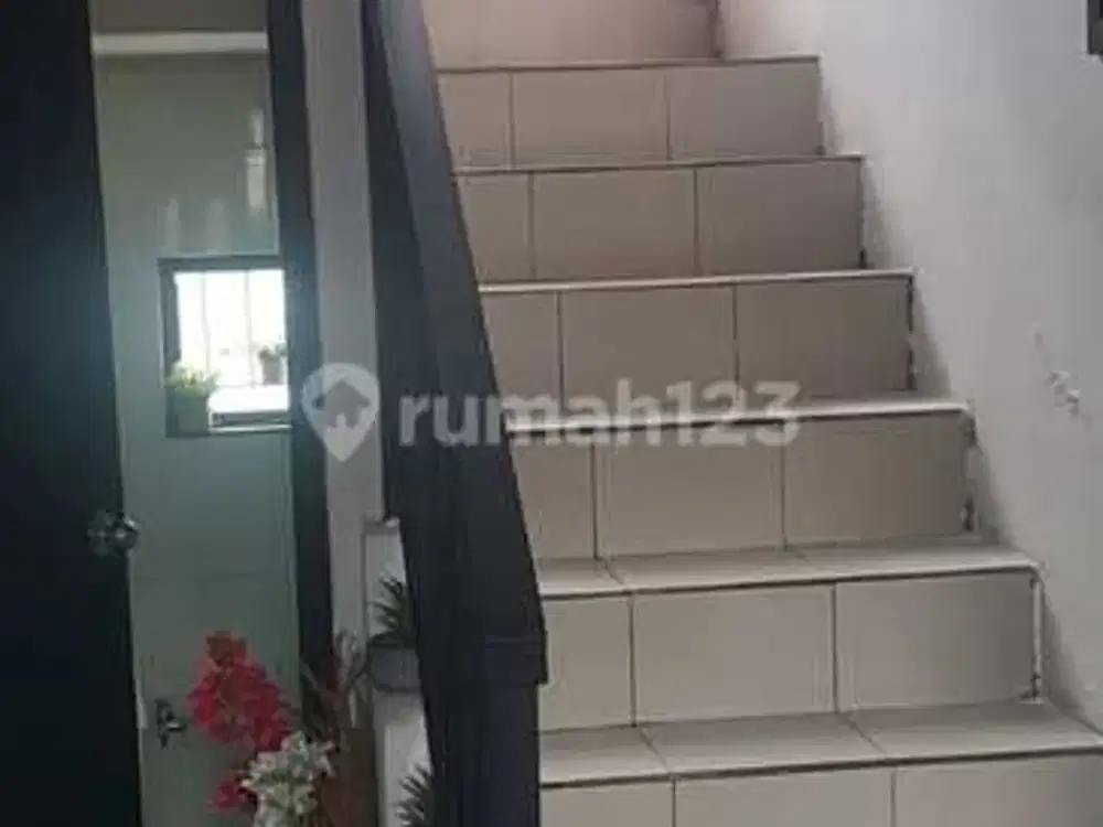 Rumah Bagus ada view  di Cilengkrang Buana Hill Top