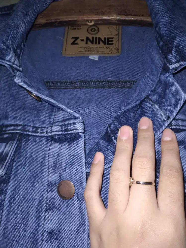 JAKET JEANS PRIA/WANITA MASIH BARU DIJUAL MURAH DAN CEPAT