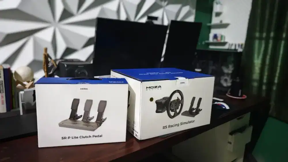 Moza Racing R5 bundle 3 Pedals Gaming Wheel |PC