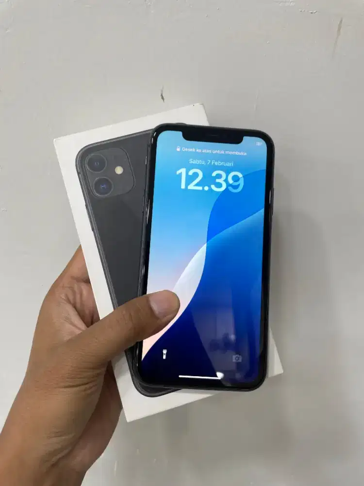 iPhone 11 64gb inter