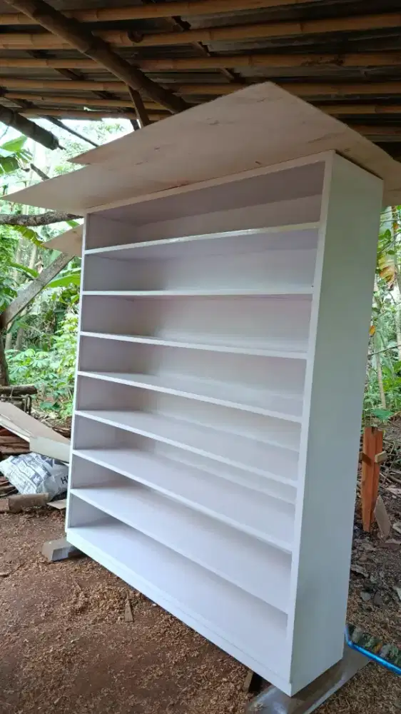 Rak serbaguna bahan kayu