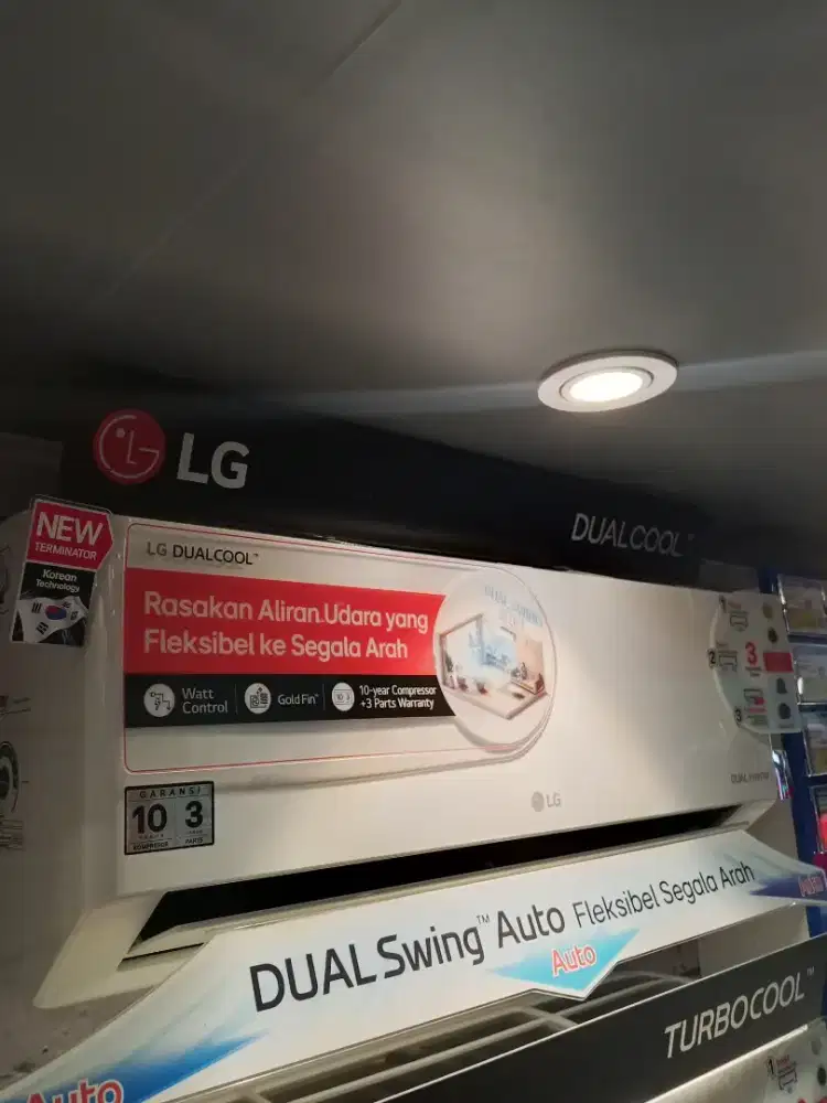 LG AC SPLIT ½ PK INVERTER