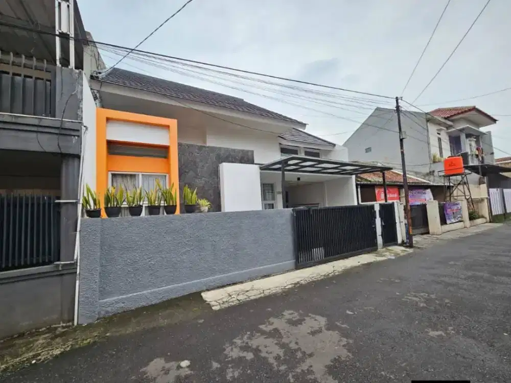 JUAL KEMBALI RUMAH DALAM KOMPLEK PADASUKA CIMAHI 700 JTAAN