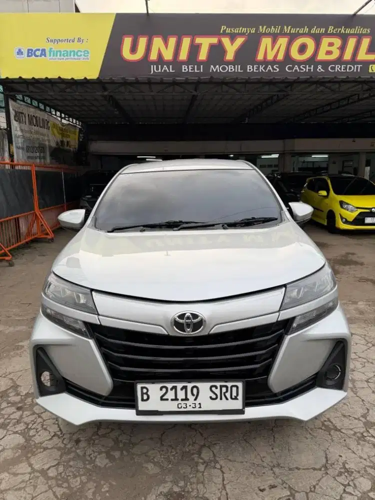 toyota avanza E at matic 2021 km low mobil antik
