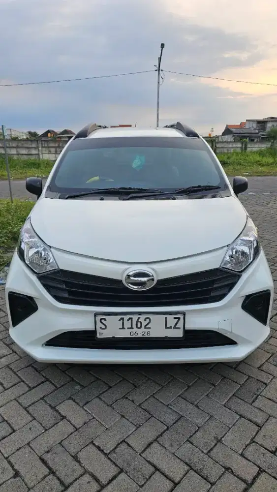 Daihatsu Sigra D Th. 2023 Low KM