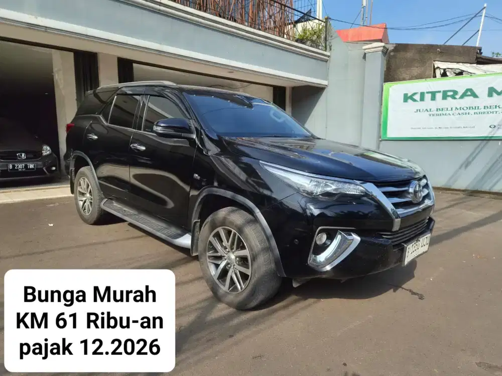 DP 5 JUTA Toyota Fortuner SRZ BENSIN MATIC 2019