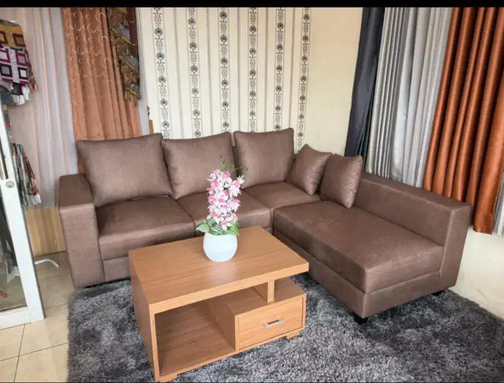 Sofa L / sofa minimalis