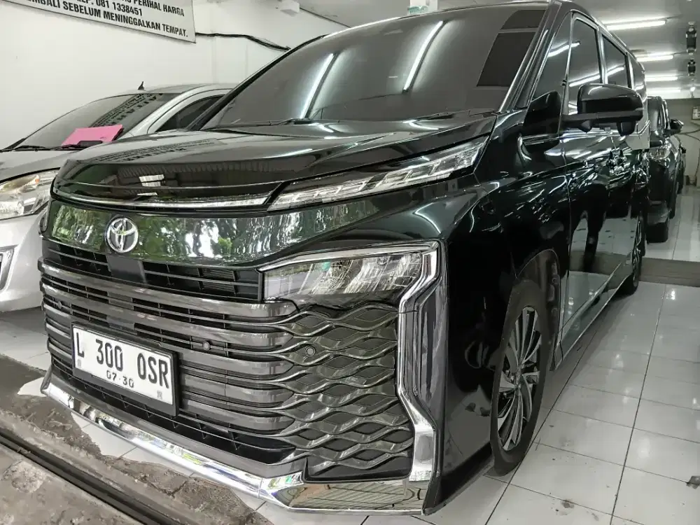 Toyota New Voxy 2025 AT Favorit Keluarga