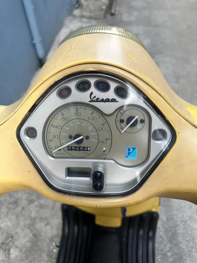 Dijual vespa LX 125