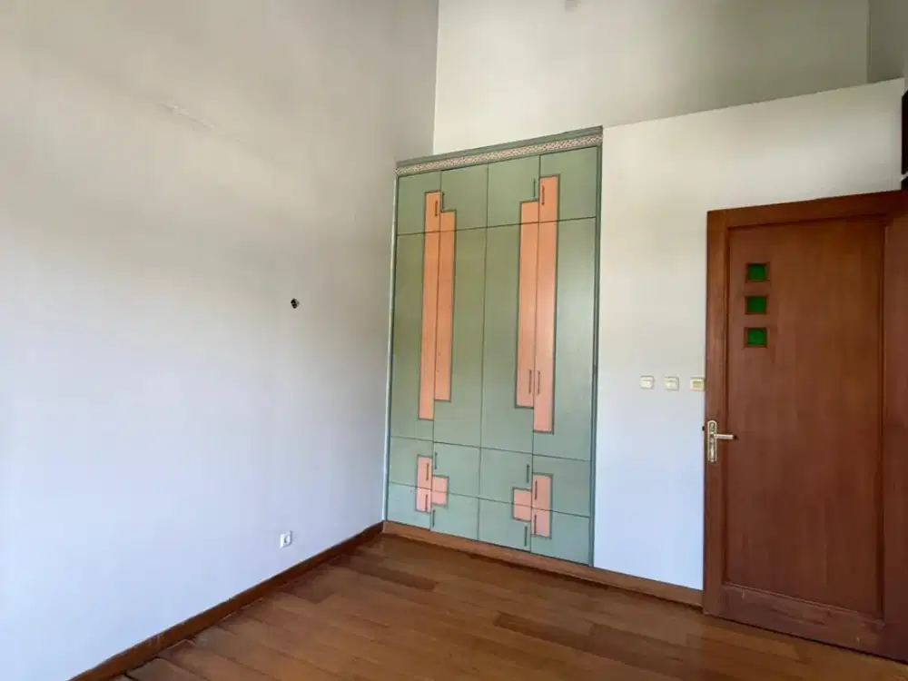 Rumah di Setraduta Permai Bandung