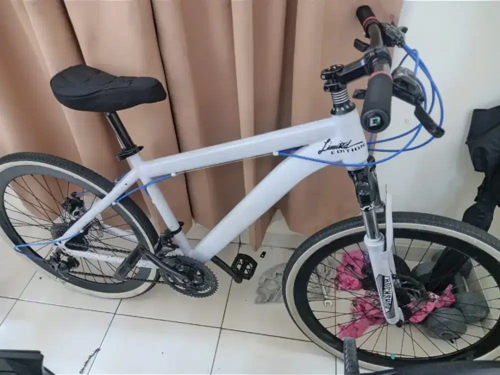 Sepeda MTB odessy