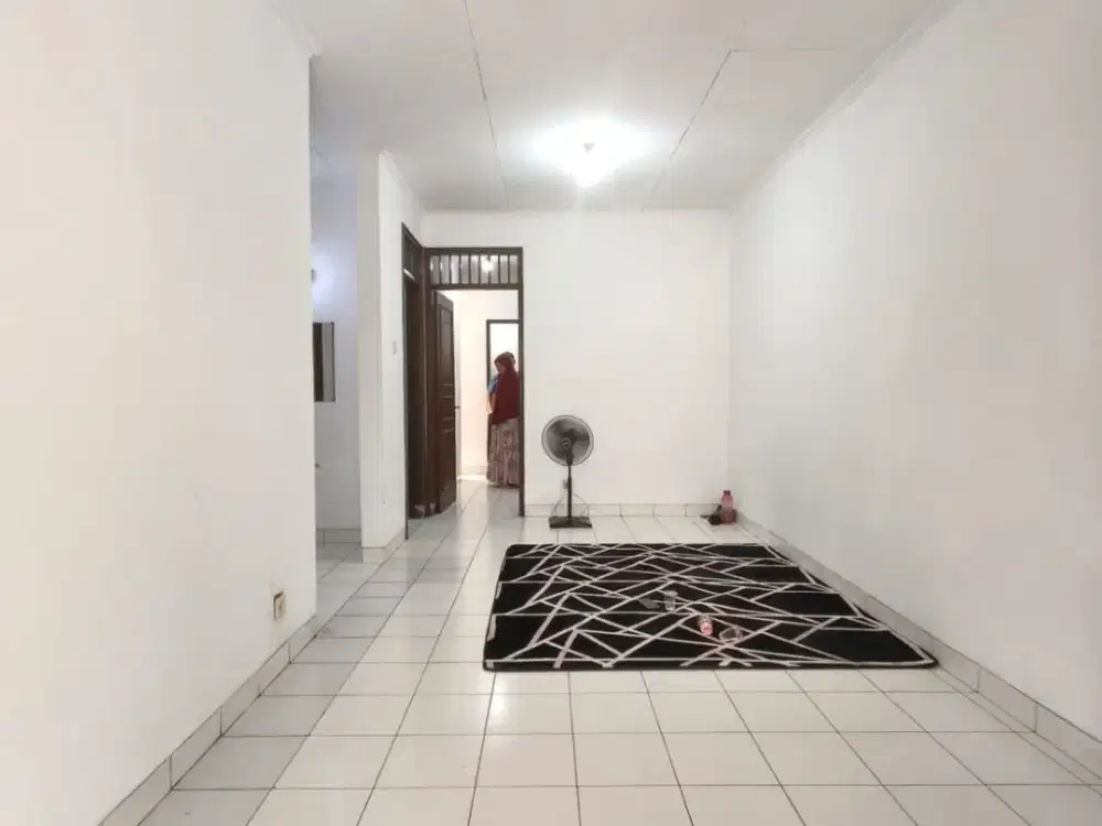 Rumah Siap Huni di Metland Menteng Cakung – 2+1 KT, Lokasi Strategis, Harga Sewa 43 Juta/Tahun!