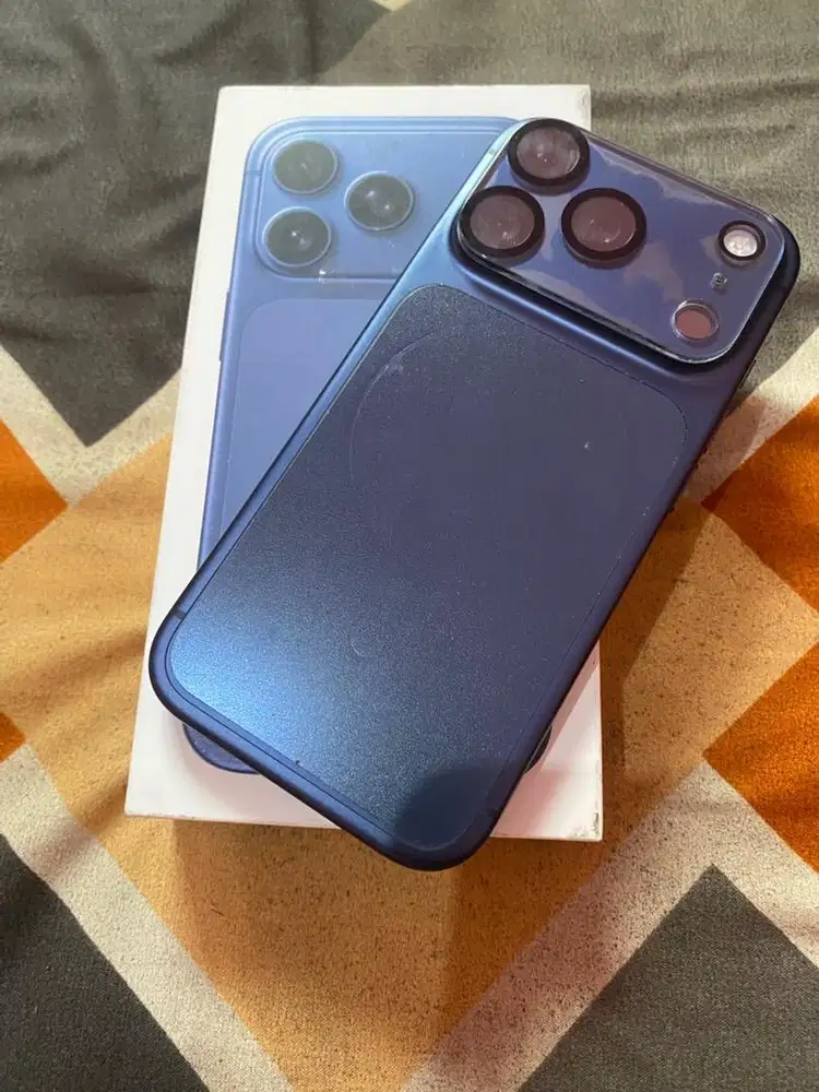 Nyari tukar tambah? Neh ada & bisa.. 17 pro 256gb blue kondisi likenew