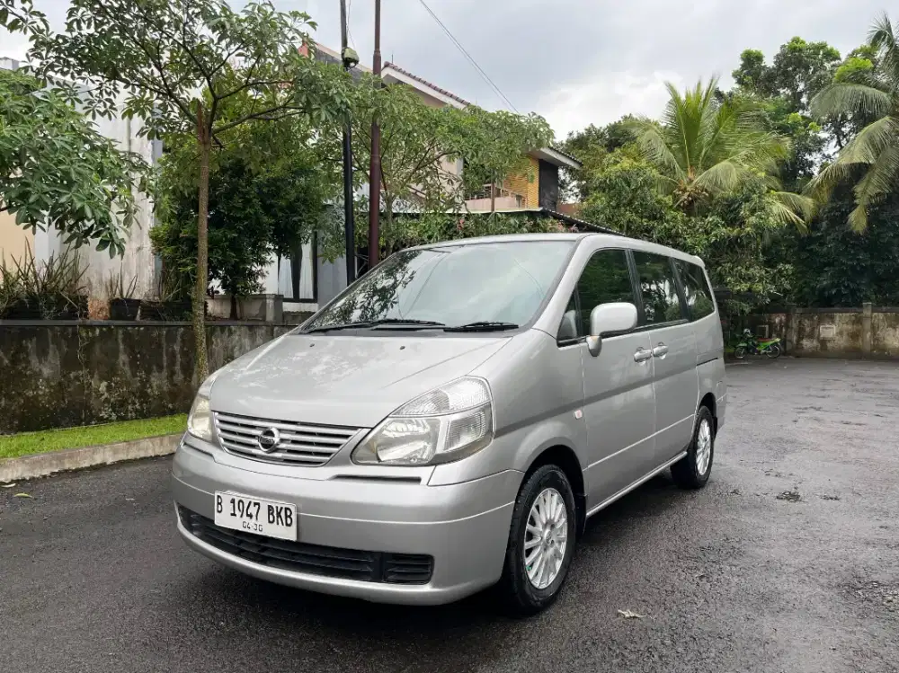 Nissan Serena 2.0 CT 2010 / Km 85.rb !!
