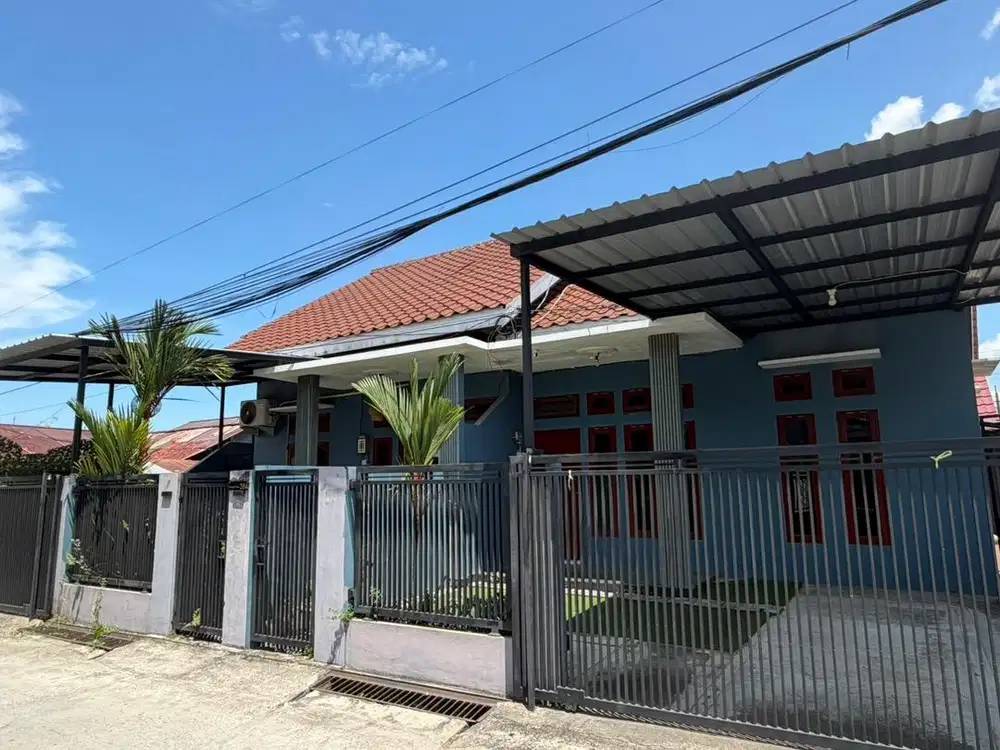 Rumah cantik 2 pintu