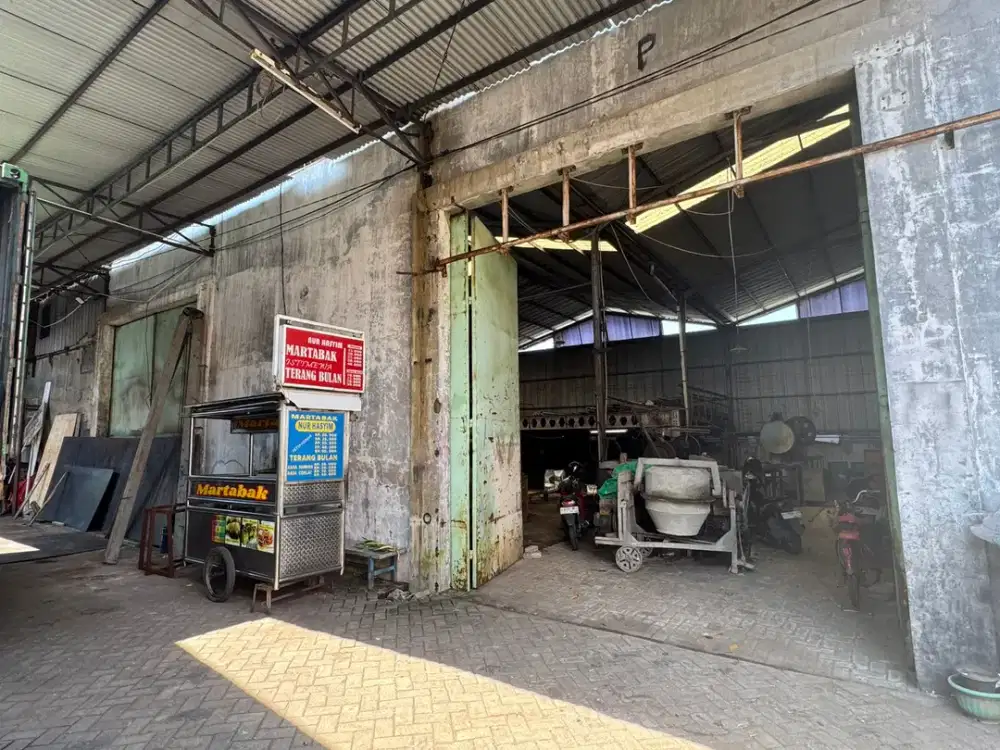 2065. Dijual gudang di Jl Letjend Suprapto  Sebelah toko mas Wahyu Redjo