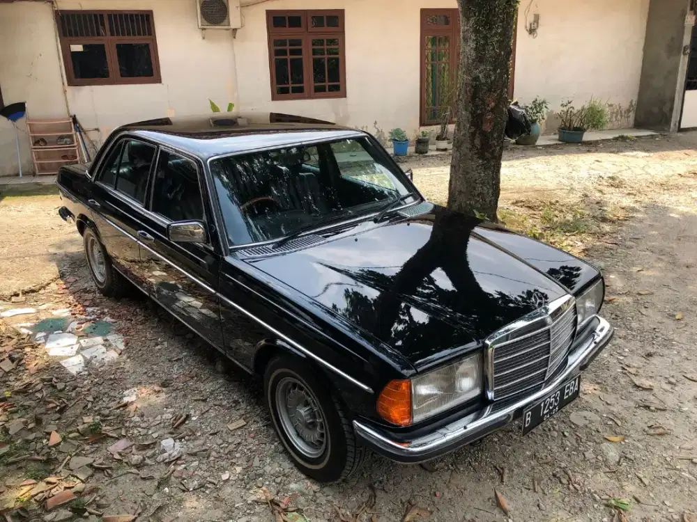 Mercedes Benz Tiger W123 280E