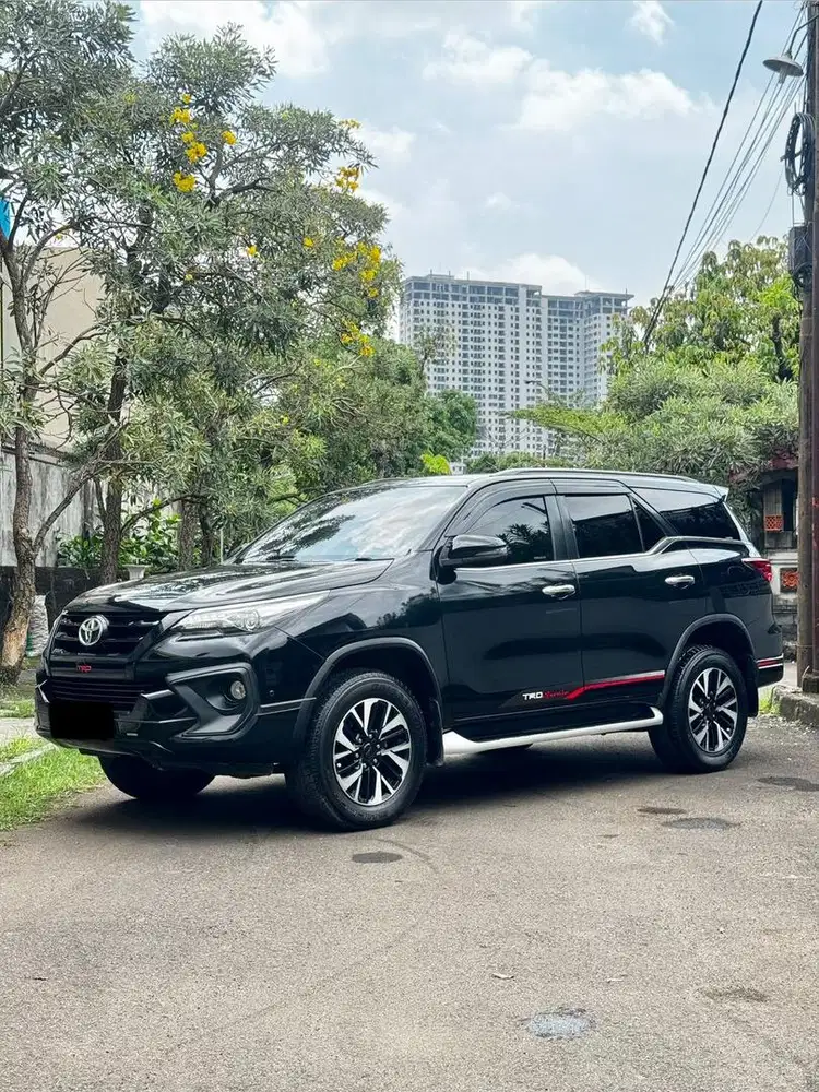 km80 Toyota Fortuner VRZ TRD 2017