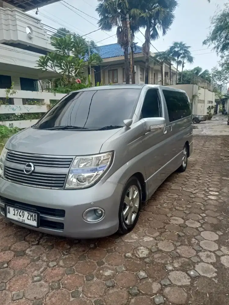 Nissan Elgrand th 2008 original istimewa