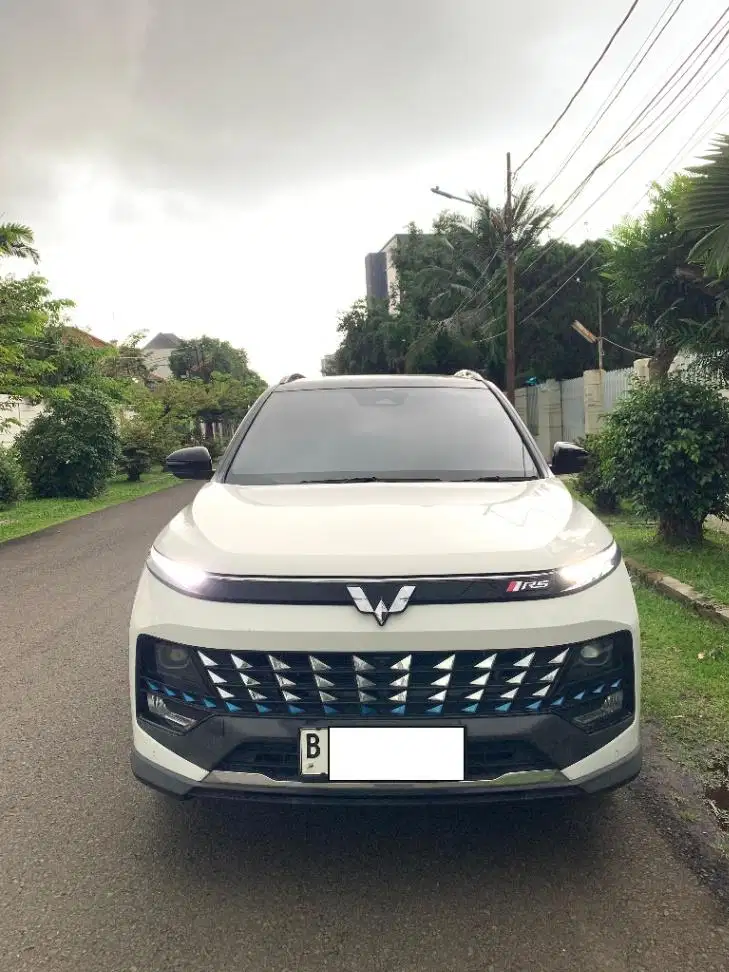 WULING ALMAZ 2.0 RS HYBRID AUTOMATIC 2024