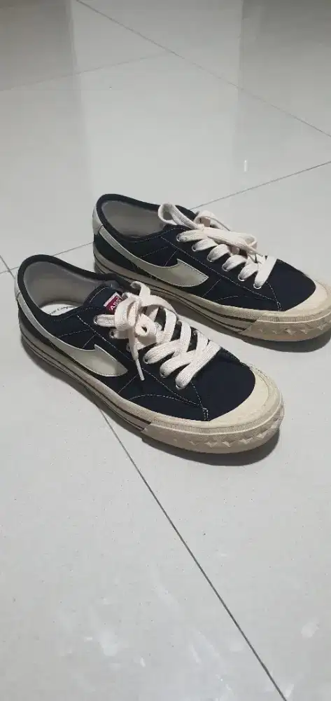 Compass retrograde low size 44,5