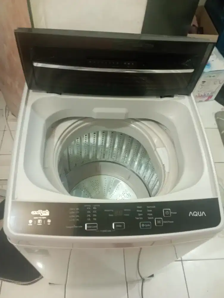 Mesin cuci AQUA AQW-77D-H