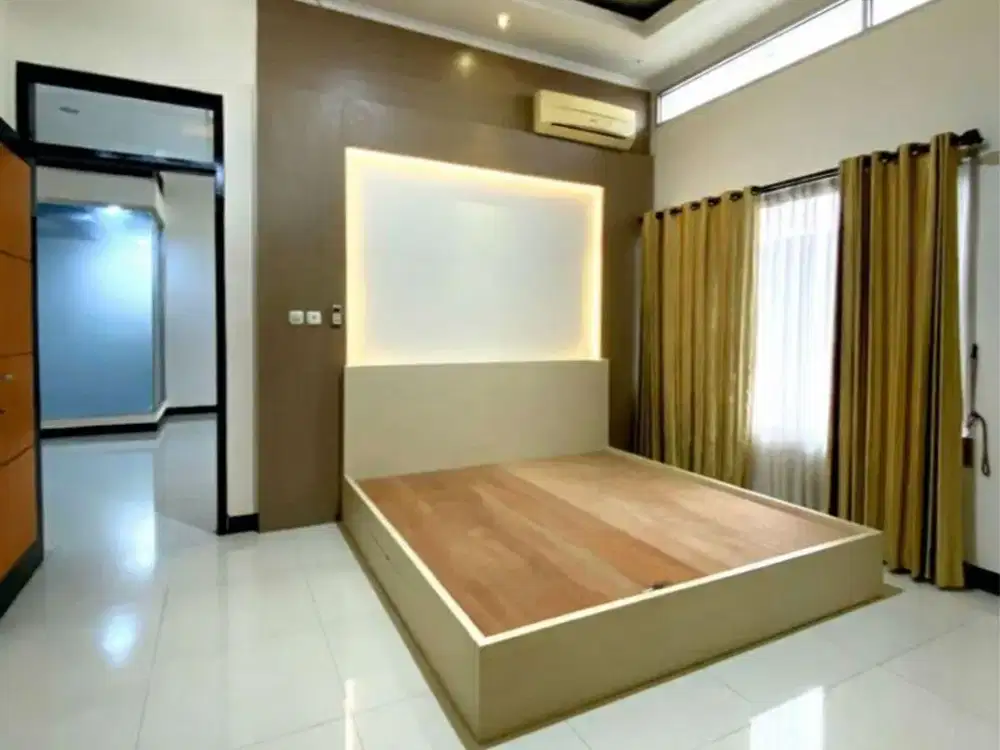 DISEWAKAN RUMAH / KANTOR – MAIN ROAD JL. PASIRSALAM, REGOL