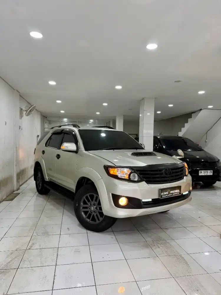 [Dp55jt] Toyota Fortuner 2.5 G Vnt matic diesel Tahun 2013 
Solar