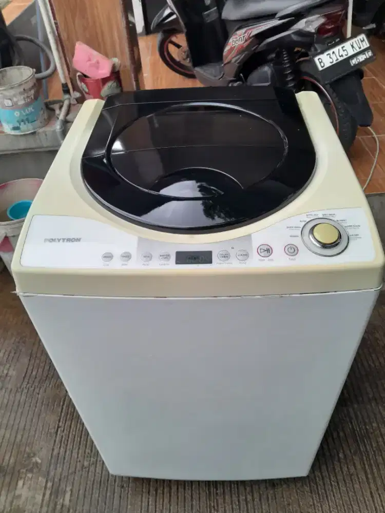 Mesin Cuci POLYTRON Otomatis