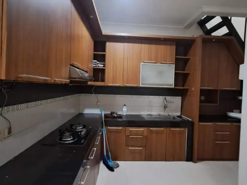 REPOST – FOR RENT  Rumah Batununggal – Siap Huni