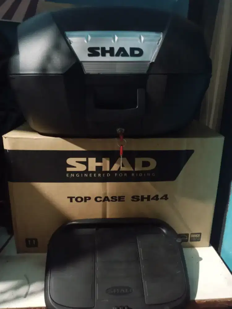 Shad 44 like new