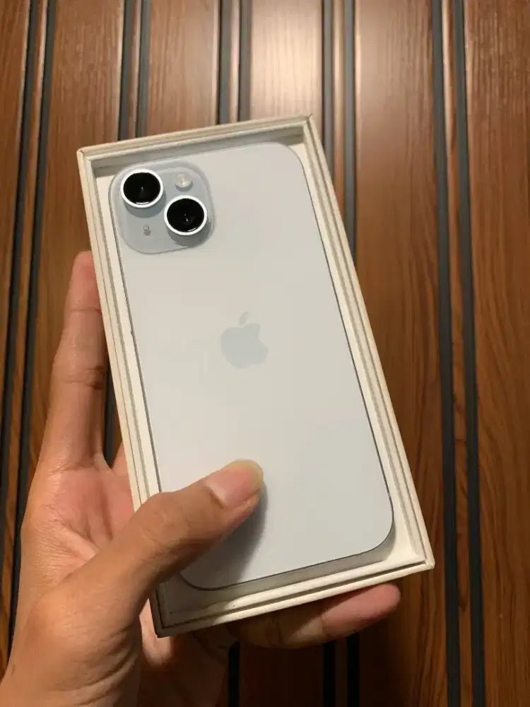 iPhone 15 basic blue 128gb iBox