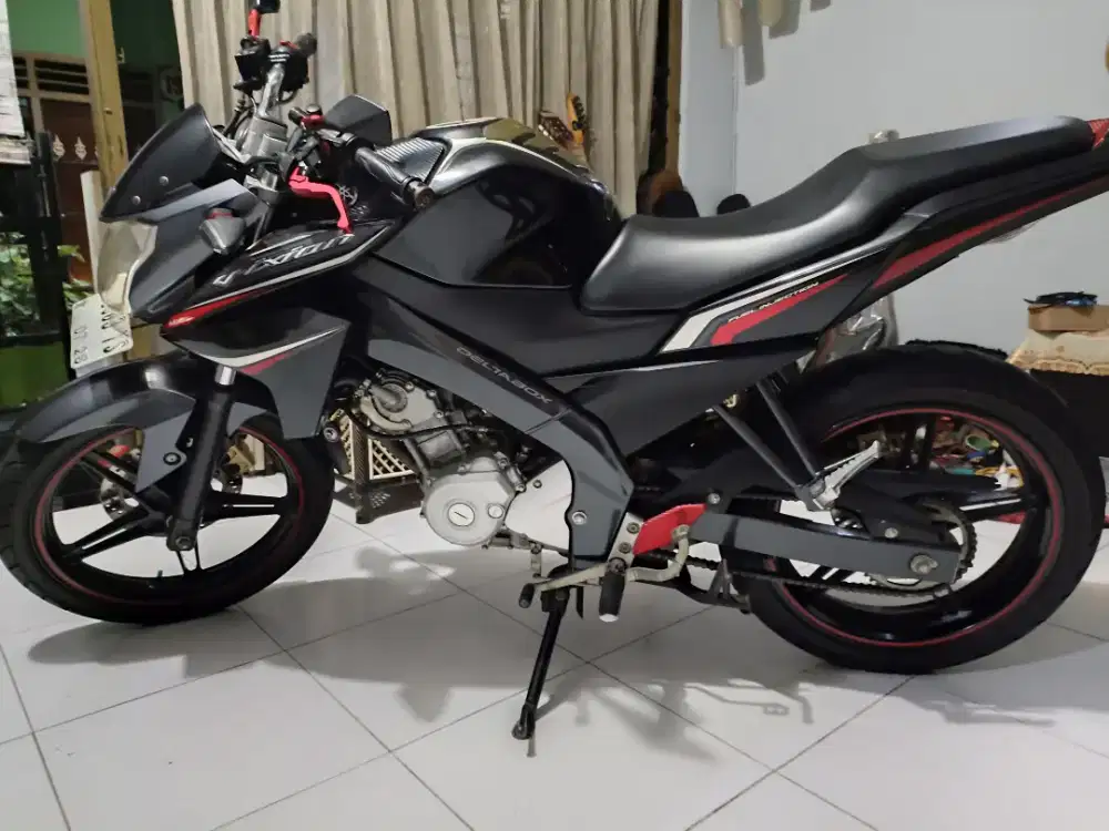 Dijual motor vixion like new,KM sangat rendah