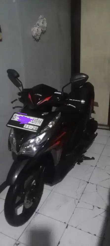 Jual vario 125 fi kzr mulus nominus