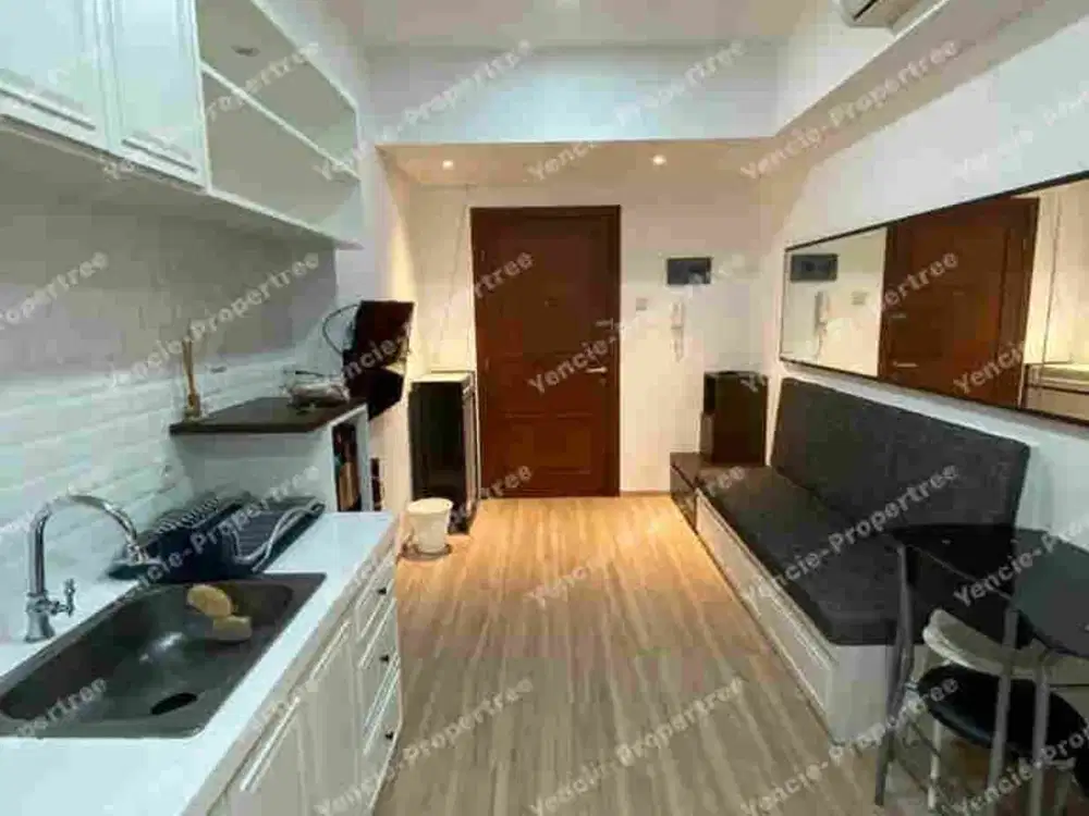 Disewakan furnish interior tipe 2br apartment royal mediterania garden,low floor
