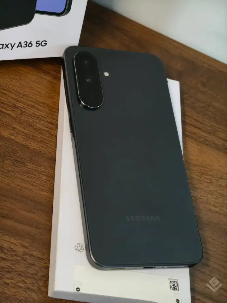 Samsung A36 5g 8/256 second jan 2027 ( garansi resmi samsung )