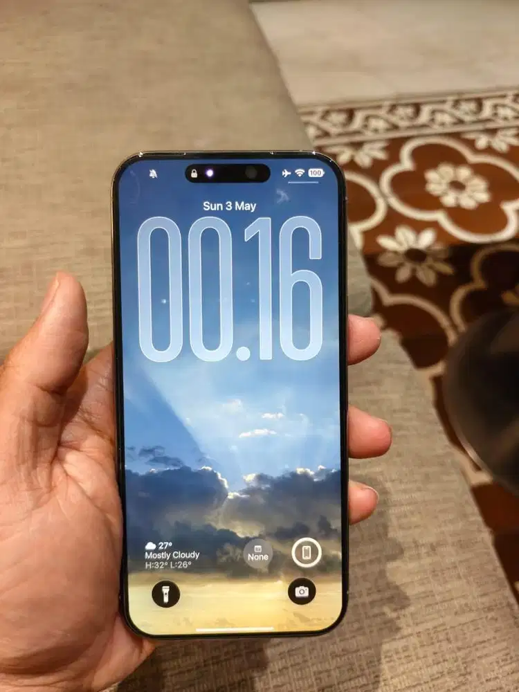 iPhone 16 pro max natural titanium garansi on