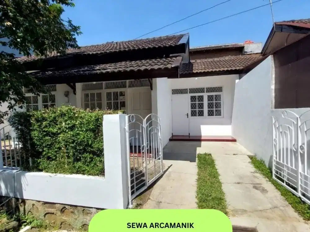 DISEWAKAN RUMAH STRATEGIS SIAP HUNI – ARCAMANIK, BANDUNG  Lokasi strategis dekat Jl. Soekarno Hatta, area perkantoran. Cocok untuk hunian maupun kanto